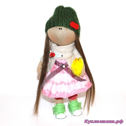 Кукла Тильда в зеленой шапочке с цыпленком